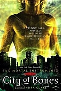 City of Bones (Paperback) (Mortal Instruments, the)
