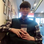 김동건