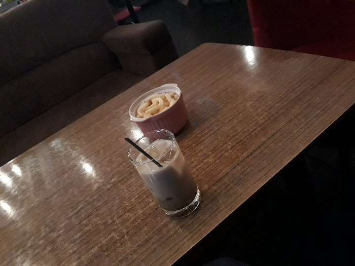 빛나는님의 비행운 게시물 이미지