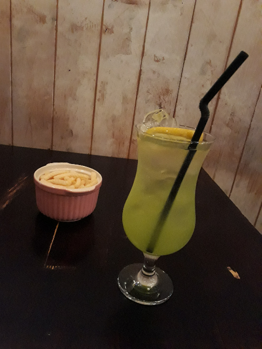 빛나는님의 비행운 게시물 이미지