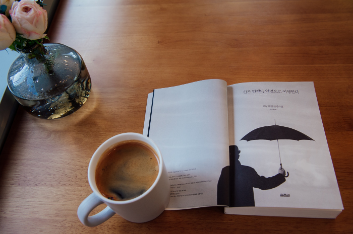 임정섭님의 신은 언제나 익명으로 여행한다 게시물 이미지