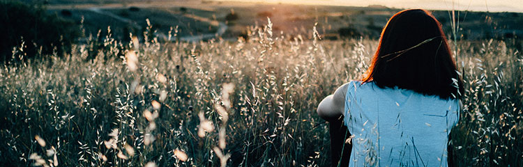 가을 바람에 
마음이 쓸쓸해져요