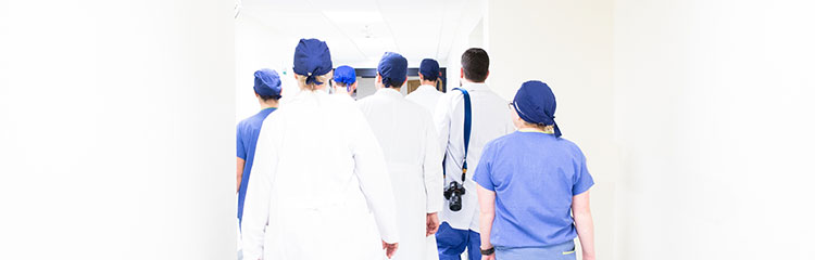 병원에서 
일하고 싶어요