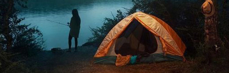 캠핑을 떠나 
여유를 즐겨요