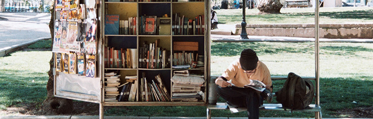 여러 번 봐도 좋은
책을 읽고 싶어요