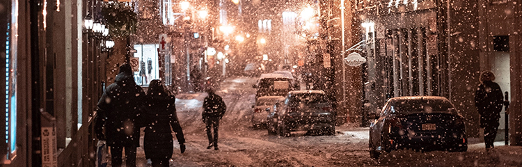 눈오는 겨울밤에
집에서 쉬고 싶어요