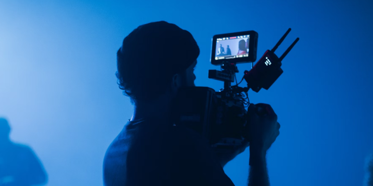 영화의 뒷 이야기가
궁금해요