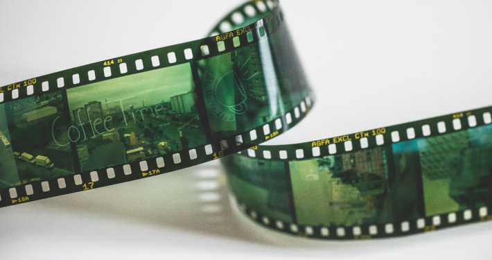 읽는 순간, 
눈앞에 장면이 펼쳐져요