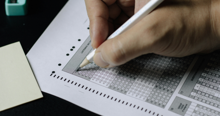 어느새 수능 D-100
나를 지탱해주는 책들