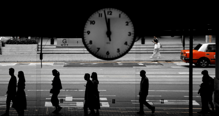 출퇴근 2시간 만에
완독할 수 있는 책