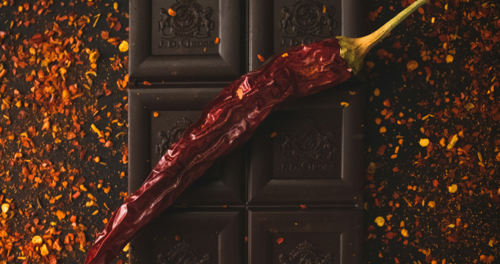 이 책 읽지 마세요
후유증 심한 마라맛 책